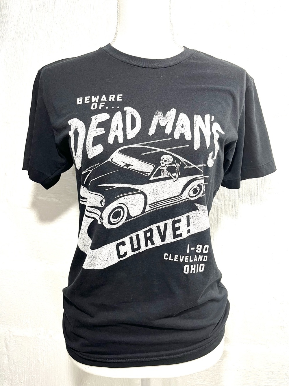 VINTAGE AMERICAN APPAREL BEWARE OF DEAD MAN'S CURVE TSHIRT